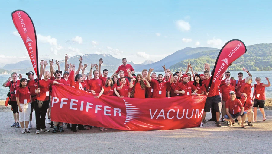 Französische und deutsche Mitarbeiter von Pfeiffer Vacuum nehmen erfolgreich an World Corporate Games teil. Bild: Pfeiffer Vacuum GmbH 