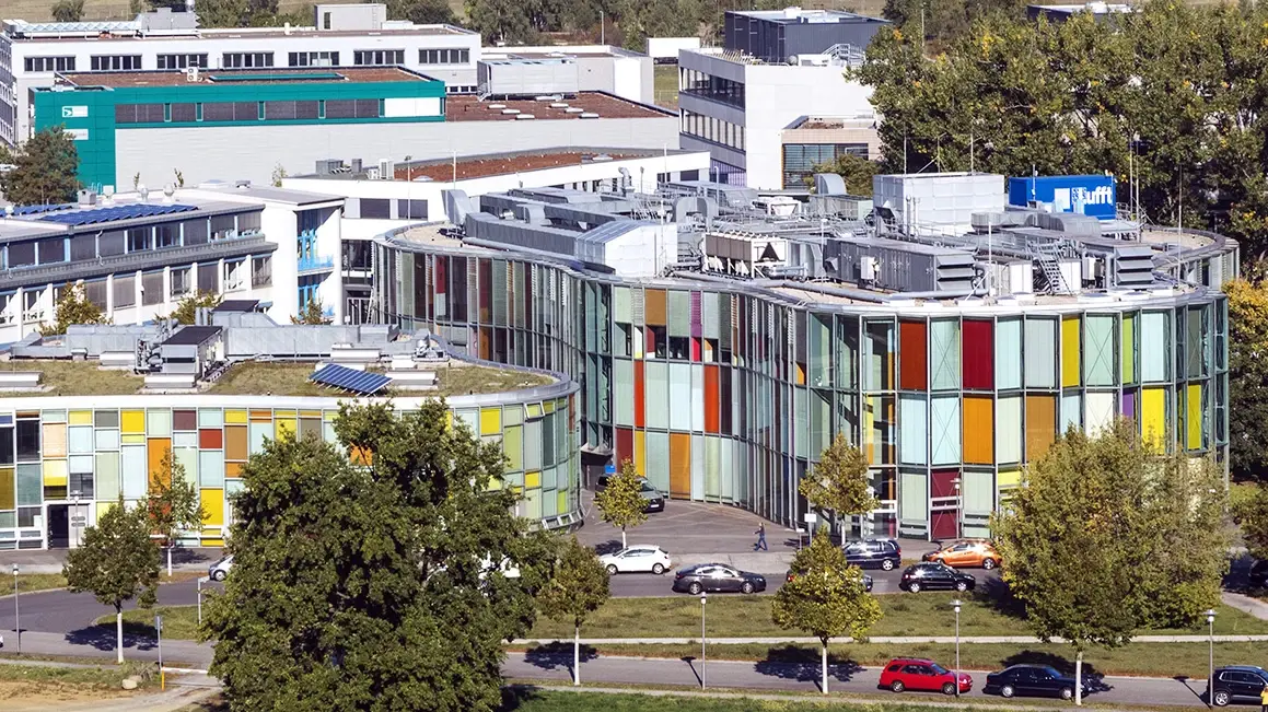 Centre for Photonics and Optics (ZPO) in Berlin Adlershof