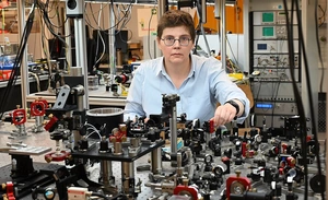 Professor Dr. Nathalie Picqué in ihrem Forschungslabor, Max-Born-Institut für Nichtlineare Optik und Kurzzeitspektroskopie (MBI) in Berlin 