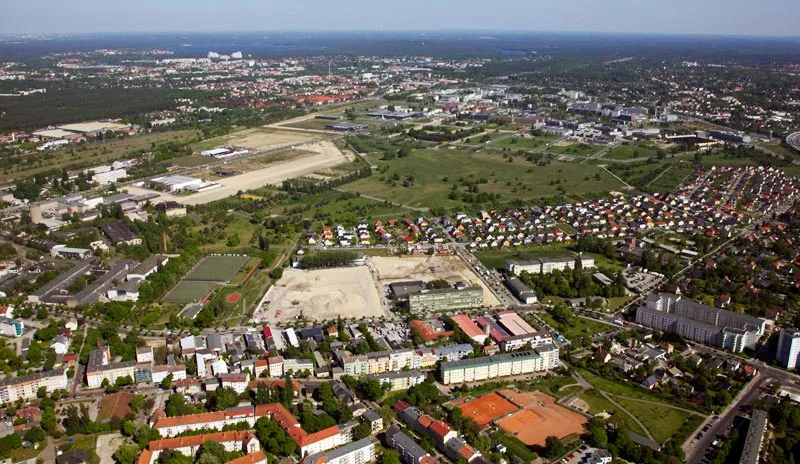Perfectly embedded – the new industrial park at Segelfliegerdamm
