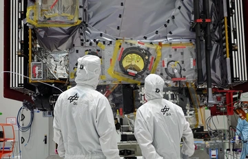 Optical camera and laser altimeter for ESA's JUICE mission