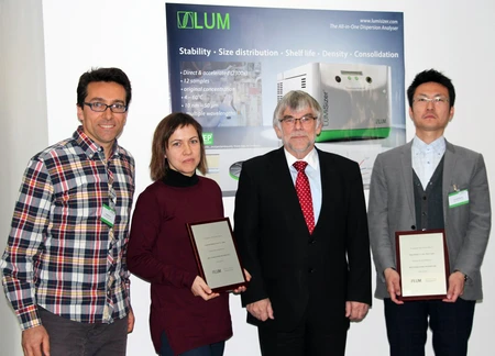 Joaquím Jover, Fuensanta Bernal (beide Comercial Química Jover, Spanien), Prof. Dr. Dietmar Lerche (LUM), Hiroyuki Miyaoka (Nihon Rufuto, Japan) (v.l.n.r.). Bild: LUM GmbH