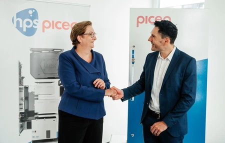 Bundesbauministerin Klara Geywitz und HPS-Vorstand Jewgeni Elster © HPS Home Power Solutions AG