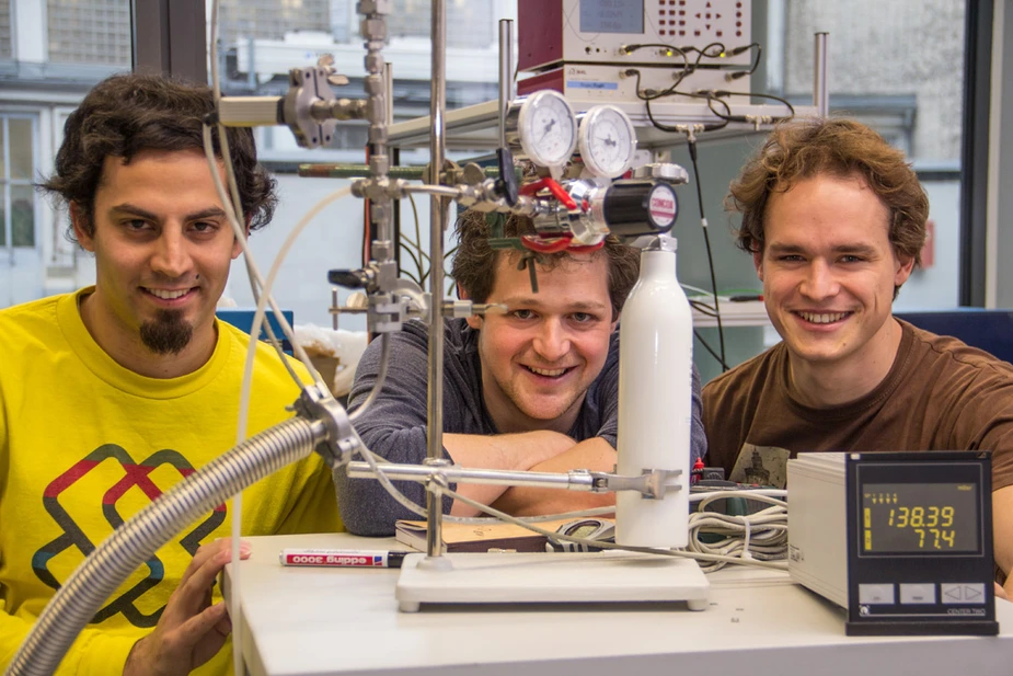 Christoph Rameshan, Alexander Opitz and Andreas Nenning (l. to r.) from the Vienna University of Technology