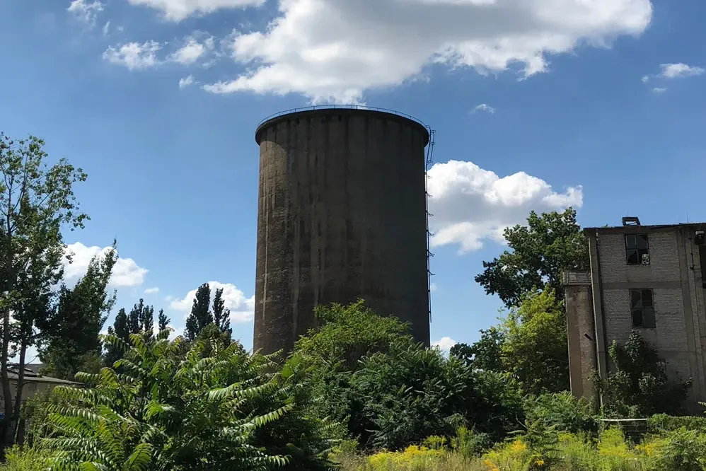 Ehemaliger Kühlturm des VEB Motorenwerks Johannisthal