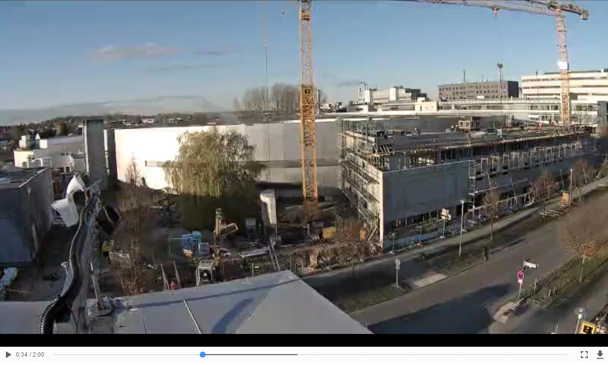Construction of the research laboratory as time-lapse recording (external link)
