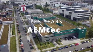 Luftbild des AEMtec-Gebäudes
