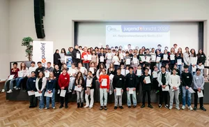 Gruppenfoto im Saal