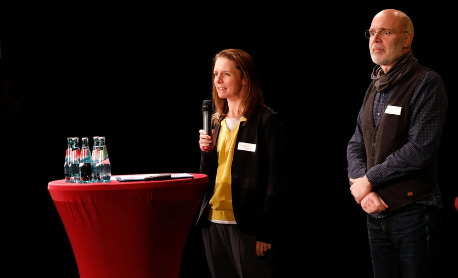 Frau Darley und Herr Hanke vom LZQ-Team.  Foto: ©georg + georg Meister der Kommunikation