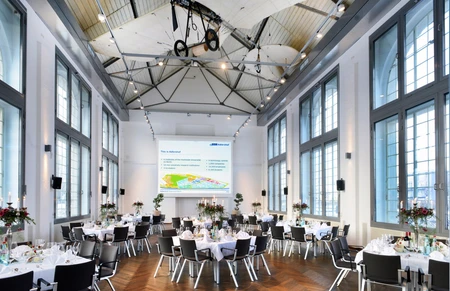 Der Hans-Grade-Saal im Forum Adlershof gehört zum Portfolio von Adlershof con.vent. Bild: © Adlershof Special